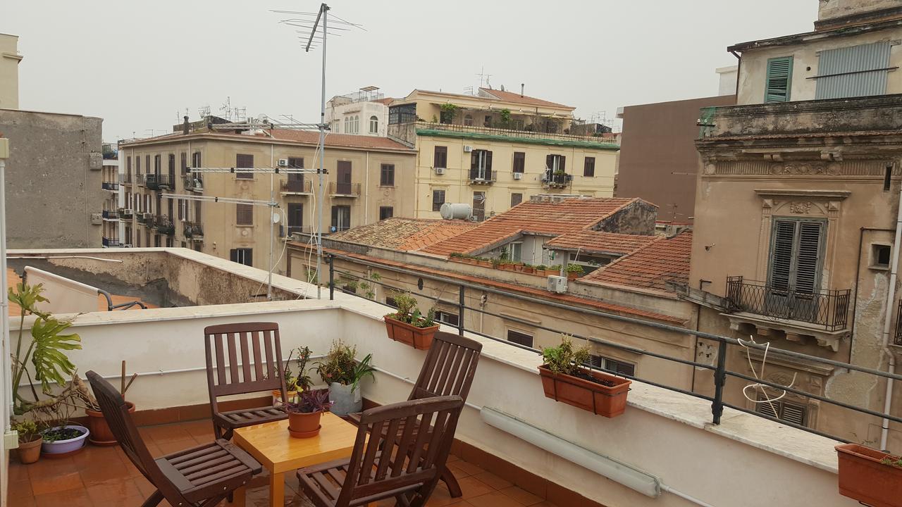 A' To Casa Lolli Hotell Palermo Exteriör bild