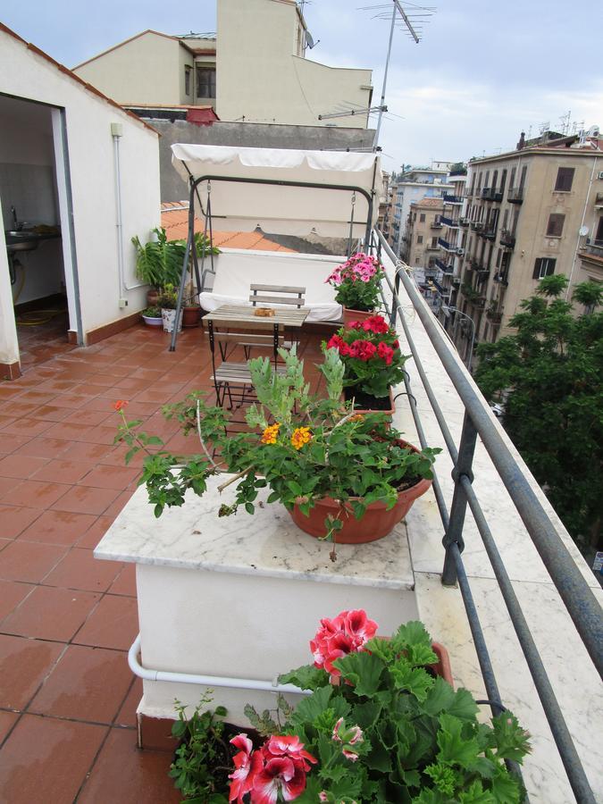 A' To Casa Lolli Hotell Palermo Exteriör bild